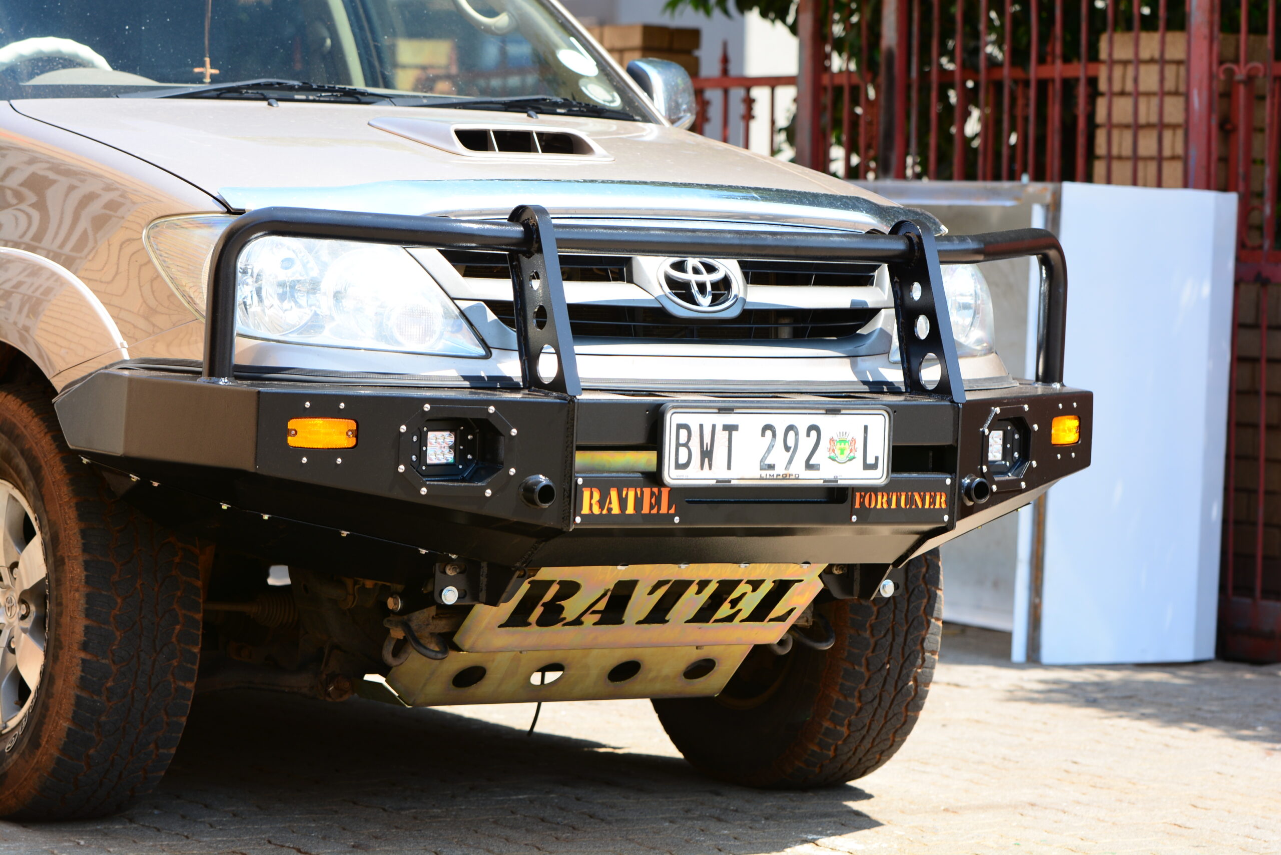 Toyota Vigo D4D & VVT Front Bumper 2006 – 2015