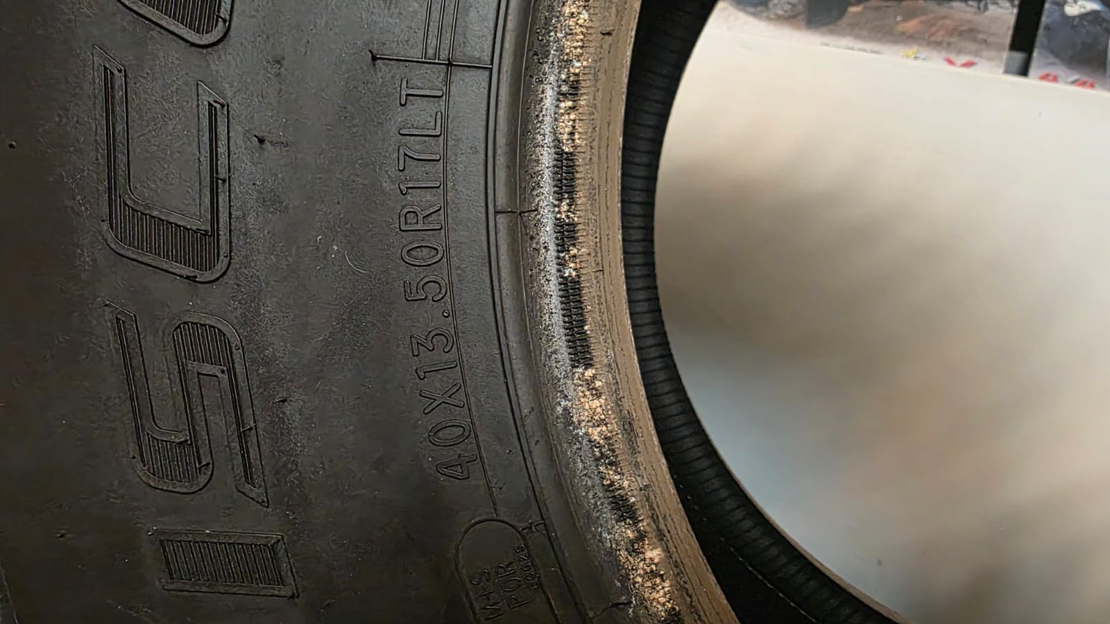 Cooper 40x13.5R17 close up