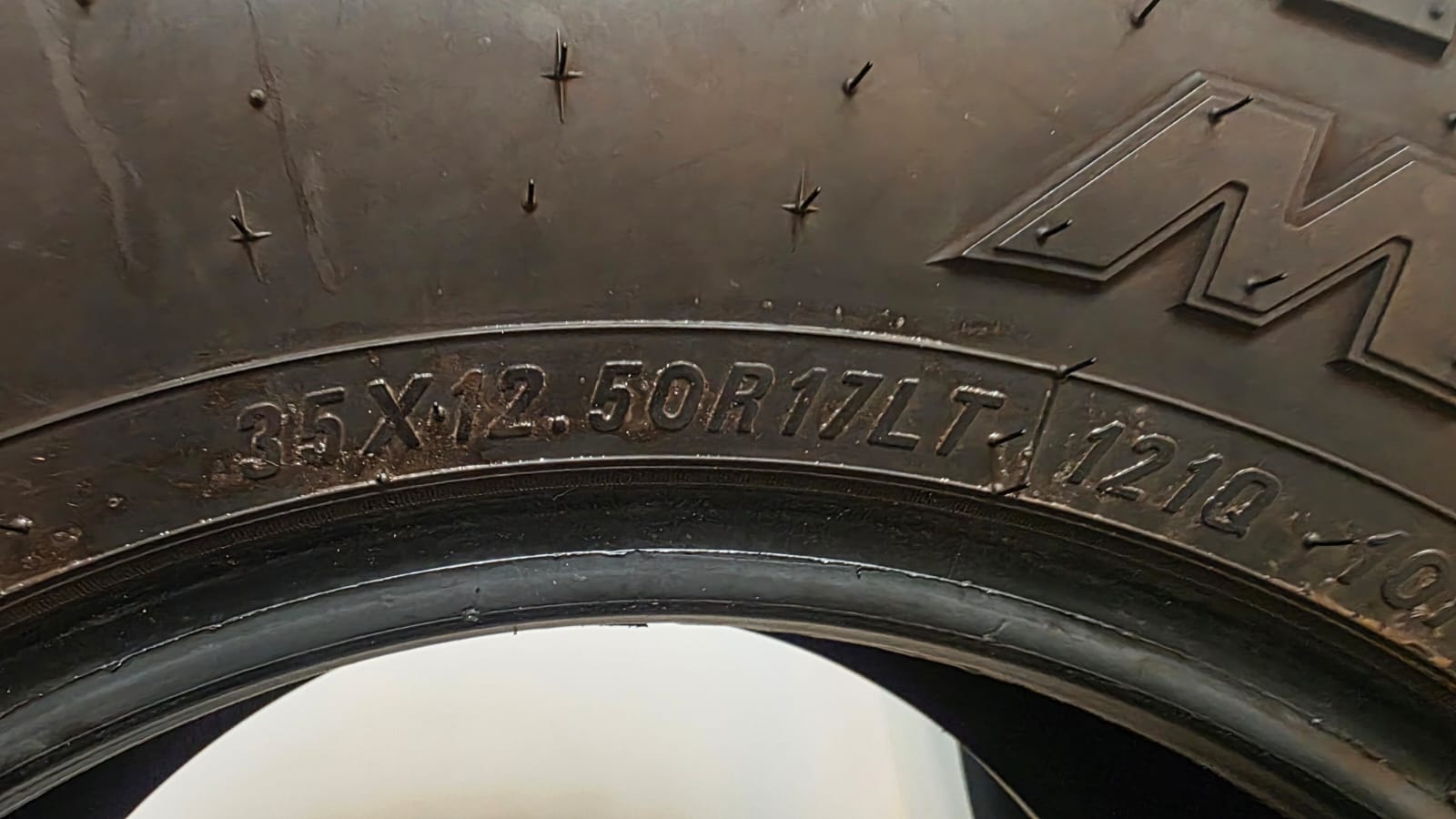 MAXXIS RAZR MT- 35x12.5R17 2
